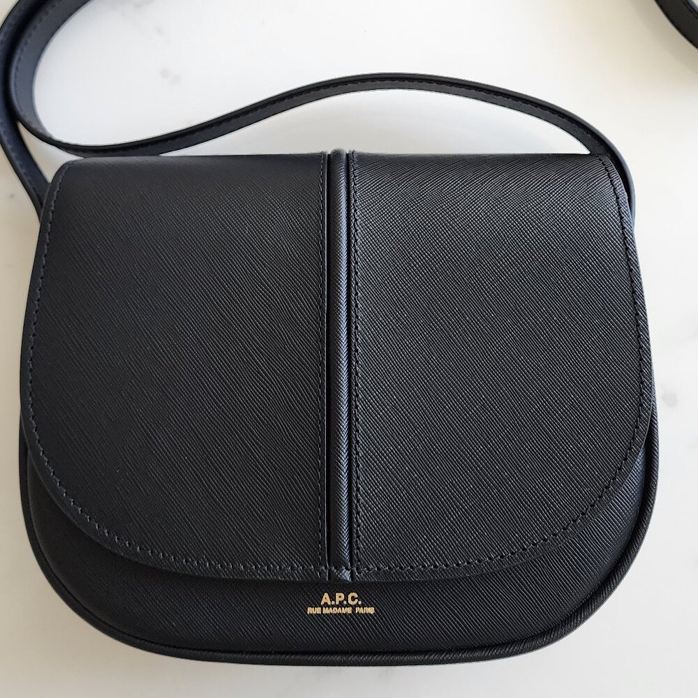 BNWT – Slightly Imperfect [ A.P.C. Betty Sac Bag ]  (#34) - Picture 5 of 12